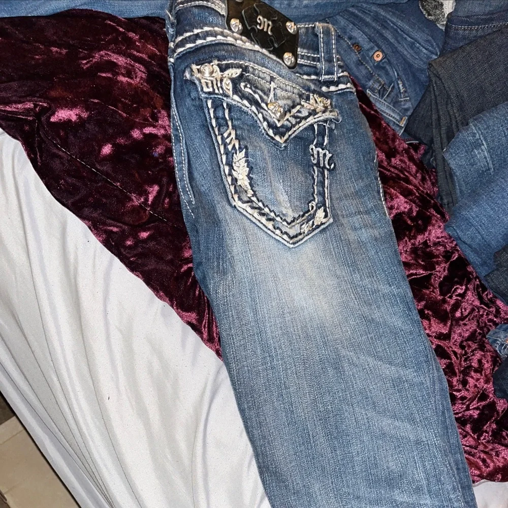 Miss me jeans size 25 and few 26s - Picture 1 of 10